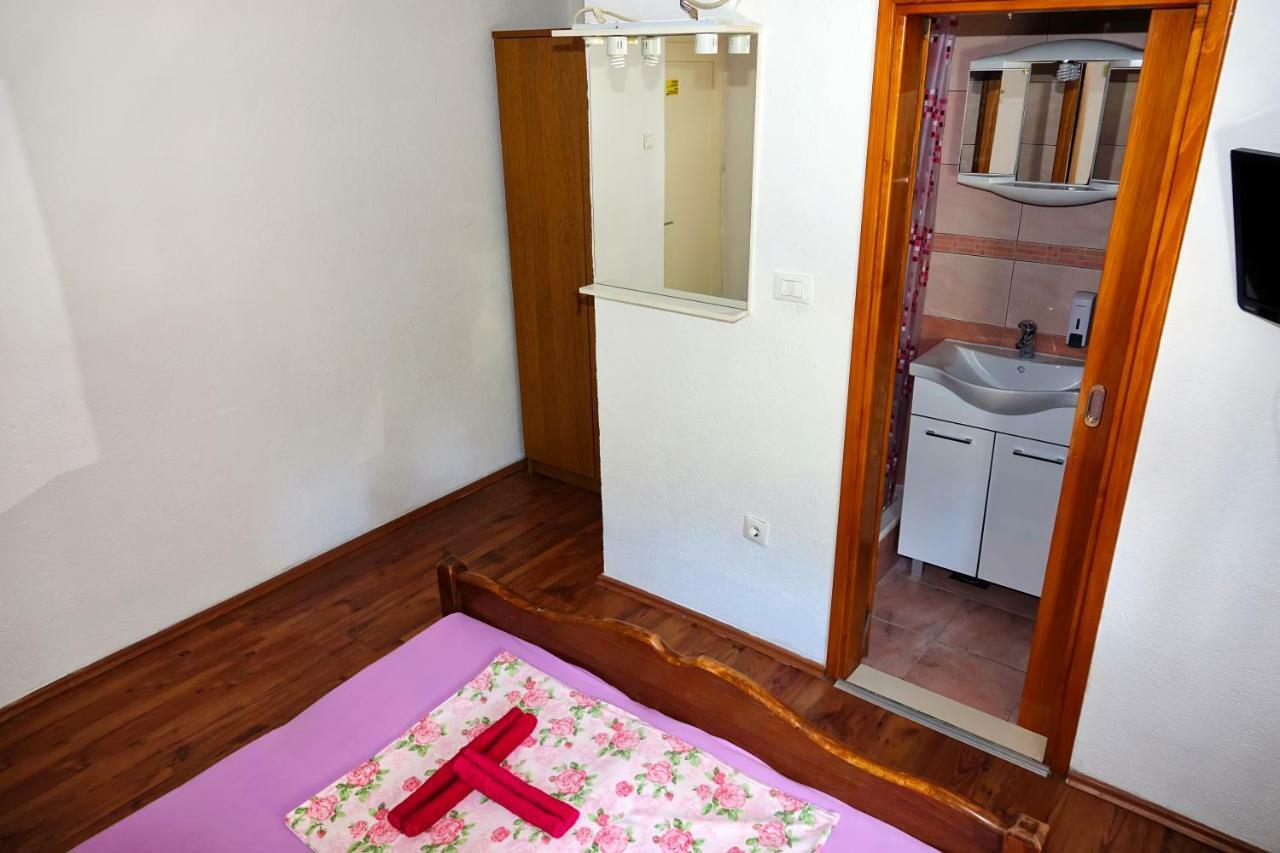 Hotel Lux Dalmatia I & R Makarska Zewnętrze zdjęcie